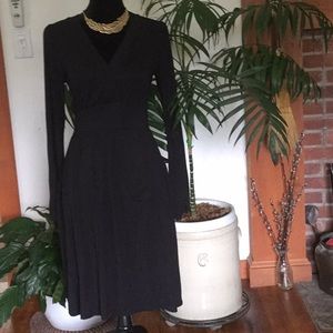Kerch Essentials Black dress w/long sleeves